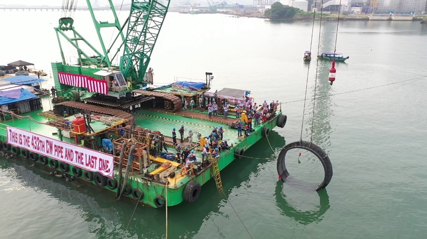 インドネシア 火力発電所(100万kw×2基) 取排水管工事