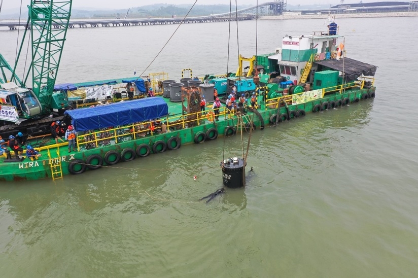 インドネシア 火力発電所(100万kw×2基) 取排水管工事