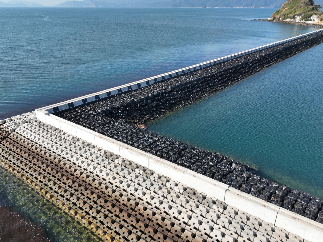 令和6年度 八代港大築島土砂処分場護岸裏込工事