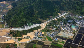 東九州自動車道日向インターチェンジ工事