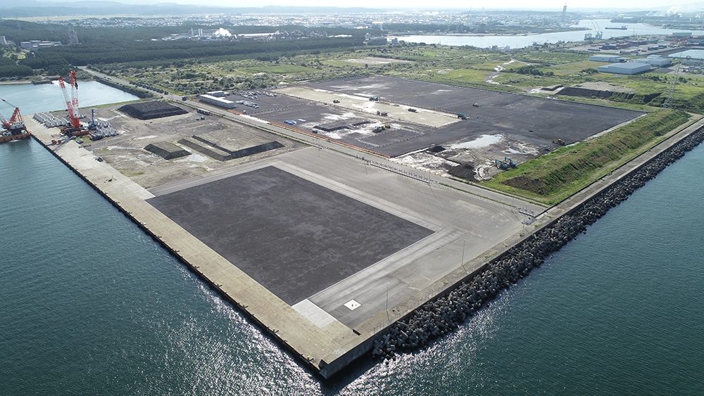秋田港飯島地区岸壁(-11m)(改良)(耐震)地盤改良工事(その2)